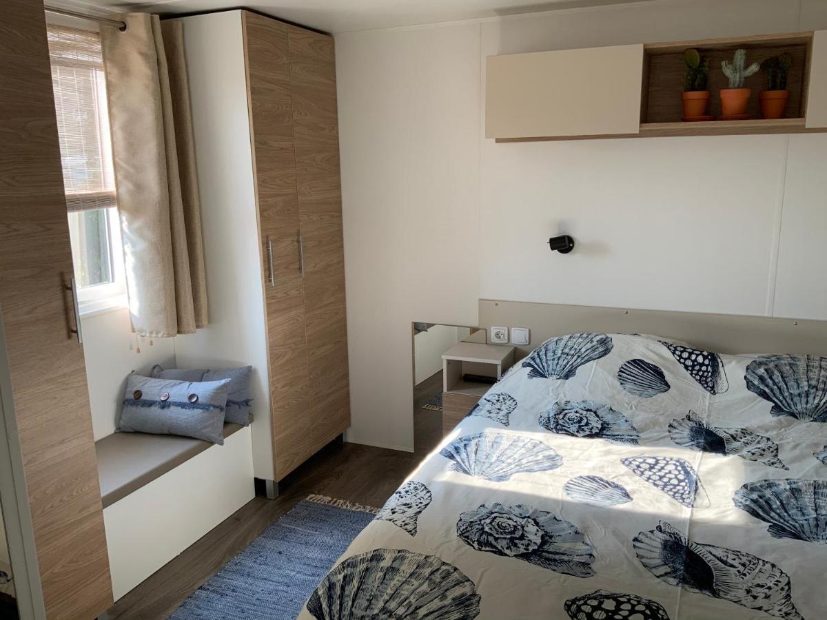Chalet In Renesse Kültér fotó
